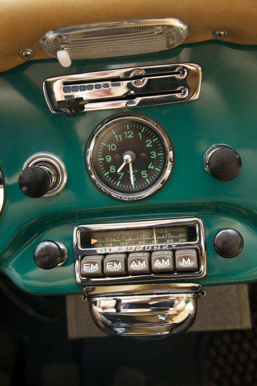  Porsche 356B 1600S Cabriolet 1963 года  (фото 4 из 14)